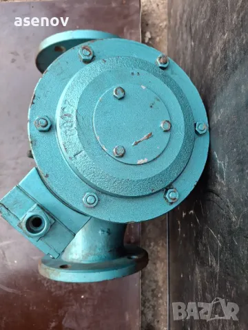 циркулационна помпа, снимка 2 - Водни помпи - 48948550