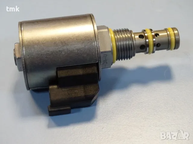 Хидравличен клапан HYDRA FORCE HSPE10-34-U 12VDC, снимка 6 - Резервни части за машини - 49771602