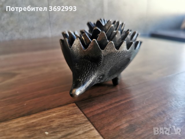 КОМПЛЕКТ винтидж метален пепелник Таралеж, ретро тютюн стил Walter Bosse, снимка 3 - Колекции - 43452015