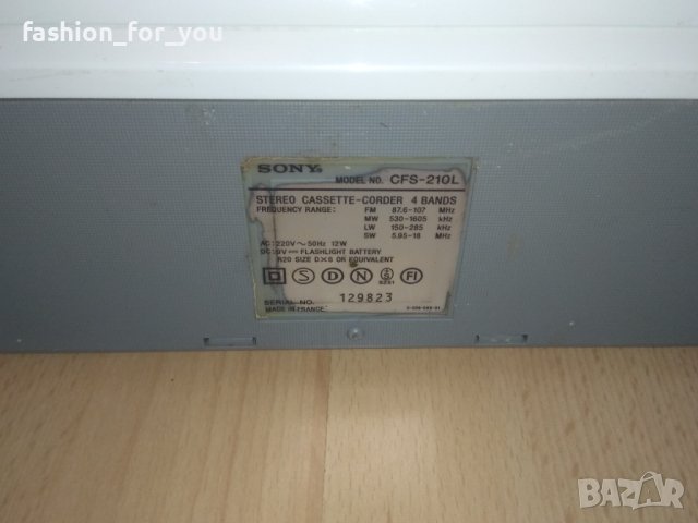 Радиокасетофон Sony CFS-210L, снимка 4 - Радиокасетофони, транзистори - 43899627