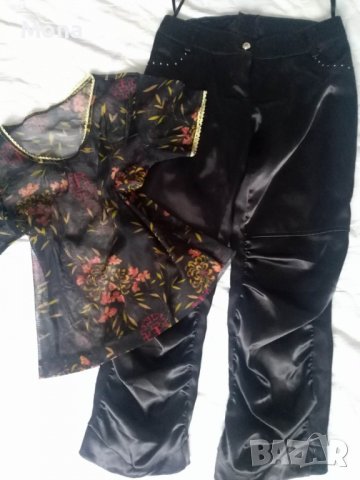 Сатенен панталон, прозрачна блузка и тениска