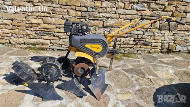 Мотофреза с инвентар, италианска и много запазена , снимка 2 - Градинска техника - 50326237