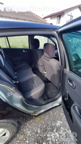 Рено Меган 1.5dci, снимка 9 - Автомобили и джипове - 53379808