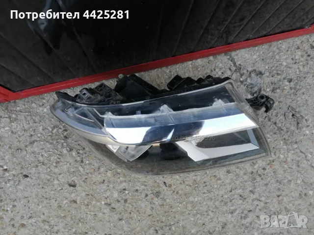 Десен фар за Volkswagen Crafter след 2017 година., снимка 4 - Части - 49774819