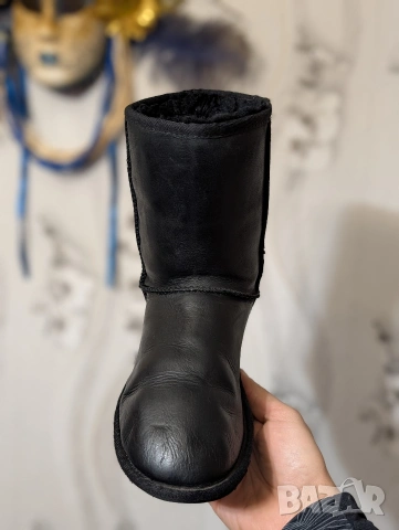 кожени ботуши UGG AUSTRALIA CLASSIC номер 38 , снимка 12 - Дамски ботуши - 53418350