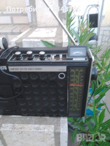 CROWN CRC 475АМ FM RADIO CASSETTE JAPAN., снимка 7 - Радиокасетофони, транзистори - 43186490