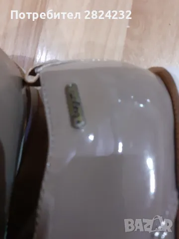 Дамски обувки на Bugatti , снимка 4 - Дамски ежедневни обувки - 48490313