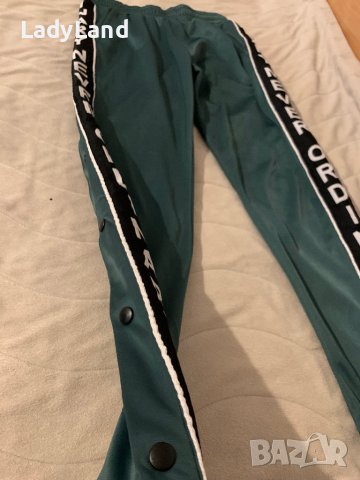 Спортен панталон с копчета, снимка 2 - Спортни екипи - 43658937