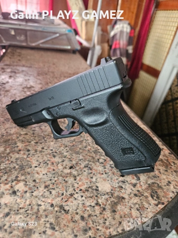 Продавам въздушен пистолет , снимка 4 - Въздушно оръжие - 53396717