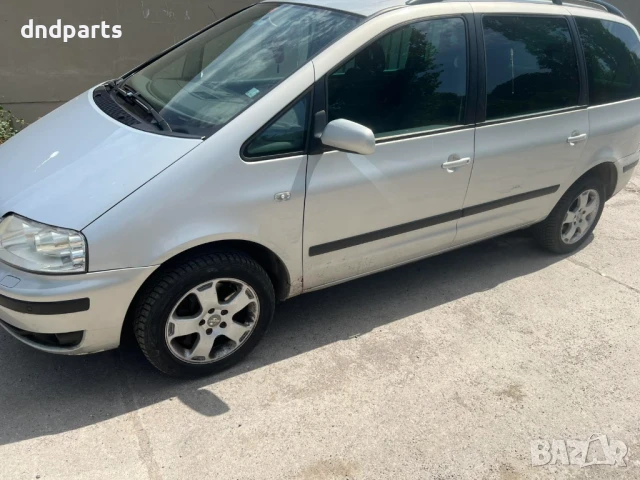 VW Sharan 2.8i V6 4motion 2002г. На Части, снимка 3 - Автомобили и джипове - 51370920