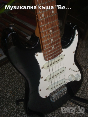 Електрическа детска китара Harley Benton с кожен калъф, снимка 6 - Китари - 52443736