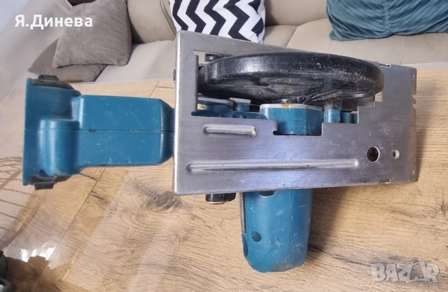 Акумулаторен ръчен цирколяр Makita 18v за части , снимка 4 - Други инструменти - 52102419