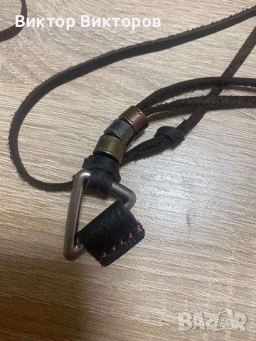 Гривни и кожени амулети, снимка 2 - Бижутерийни комплекти - 51568633