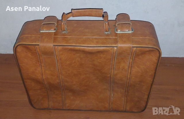 Ретро куфар кожен 60/45/16,изключително запазен без забележки и следи от употрба, снимка 1