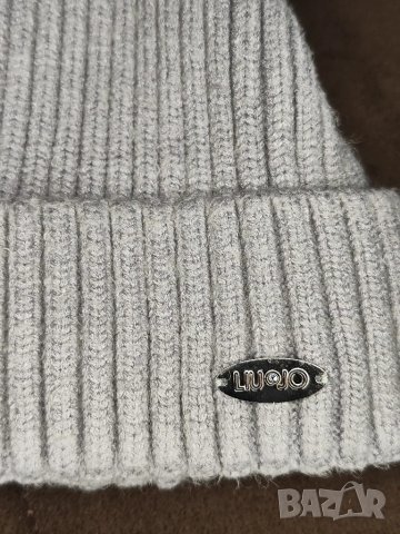 Liu Jo дамска шапка с естествено пухче, снимка 5 - Шапки - 47984094