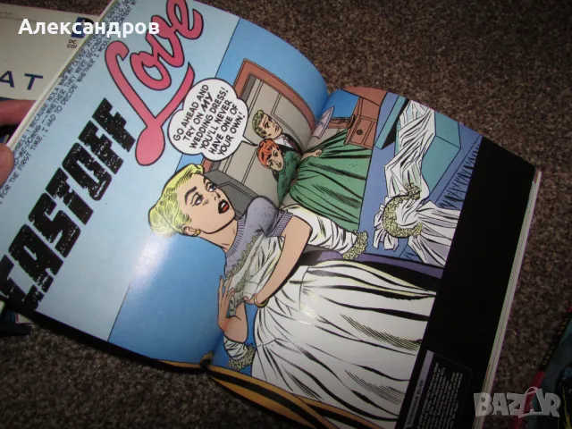 DC Comics – The Ultimate Superhero Collection – DC Through The Years Box Set подходящи за подарък, снимка 4 - Списания и комикси - 48997851