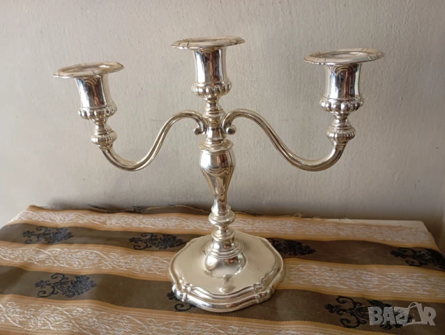 Ретро свещник