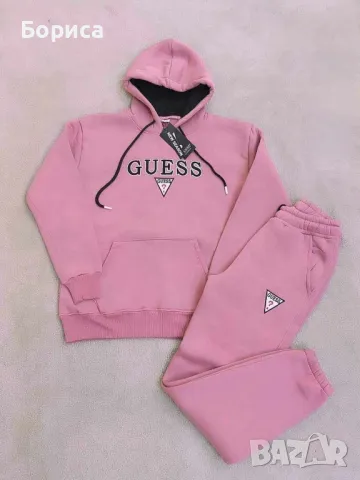 Дамски ватирани екипи GUESS , снимка 1 - Спортни екипи - 47726232