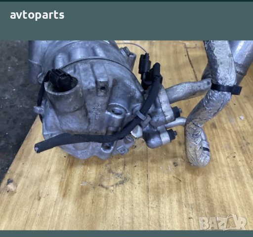 Range rover sport 2012година 3.0d 245кс Компресор климатик, снимка 4 - Части - 40682173