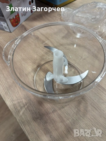 Ръчен кухненски чопър Cheffinger – 900 мл, 3 остриета, стъклен/неръждаема стомана, нов