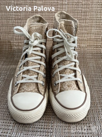 Скъпи златисти кецове CONVERSE оригинал, снимка 8 - Кецове - 50477480