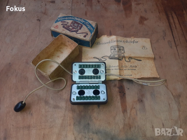 Стара машинка за заточване на бръснарски ножчета - работи, снимка 3 - Антикварни и старинни предмети - 53499900