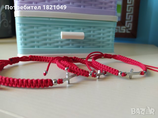 Детска, дамска, мъжка червена гривна с кръст подходящи за кръщене, снимка 3 - Гривни - 33237602