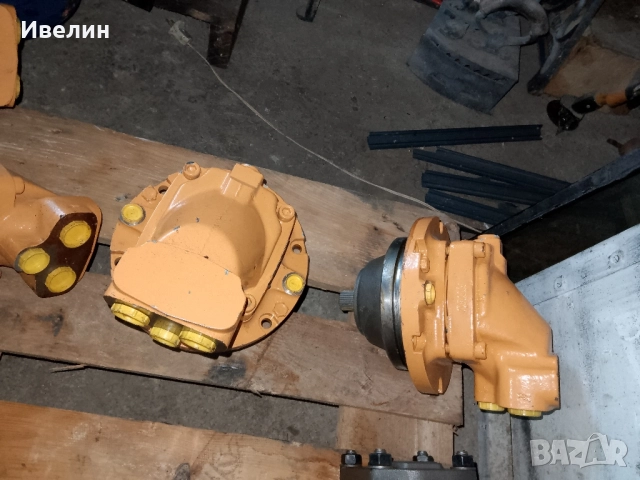 Хидро мотор багер Case 