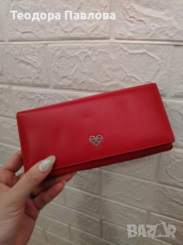 Дамско портмоне , снимка 2 - Портфейли, портмонета - 53129153