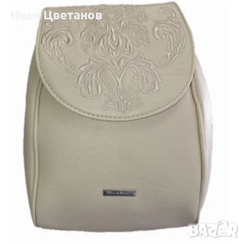 Дамска раница от еко материал с бродиран капак, снимка 8 - Раници - 50336931