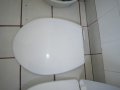   капаци за тоалетни чинии, снимка 10
