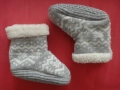 Нови Бебешки/Детски пантофи НМ 18/19 номер сиви, снимка 1