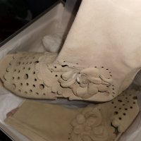 Маnas марка оригинални боти, сандали , естествен велур, снимка 3 - Дамски ежедневни обувки - 32548561