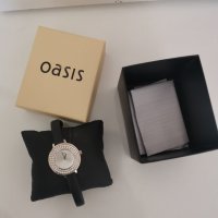 Дамски часовник Oasis , снимка 2 - Дамски - 43315915