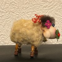 Стояща мартеница овца, снимка 3 - Други - 43894959