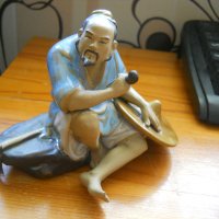 старинна порцеланова статуетка - земеделец (Китай), снимка 1 - Колекции - 40001606
