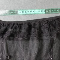 S/М черна мини пола от тюл с дантела и вградени жартиери за чорапи, снимка 11 - Бельо - 43173657