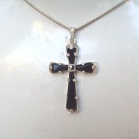 Сребърен Кръст с Черни Оникси, снимка 4 - Колиета, медальони, синджири - 26852152