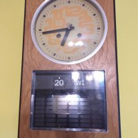 Полски стенен часовник метрон профилактиран от часовникар, снимка 1 - Стенни часовници - 32622525