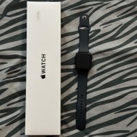 Apple Watch SE 44mm black, снимка 1 - Смарт гривни - 43352282