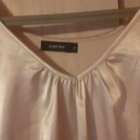 Нежна сатенена блуза, снимка 3 - Корсети, бюстиета, топове - 36704096