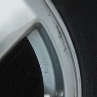 Джанти с гуми, снимка 6 - Гуми и джанти - 39968948