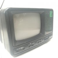 Малко японско черно бяло телевизорче  ROADSTAR, снимка 1 - Телевизори - 36719839
