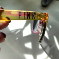 Victoria’s Secret Pink слънчеви очила, снимка 2 - Слънчеви и диоптрични очила - 40402025