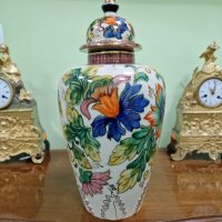 Красива антикварна белгийска порцеланова урна купа ваза H.BEQUET , снимка 1 - Вази - 43762674