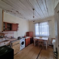 Продавам къща с.Виноградец, снимка 5 - Къщи - 43452784