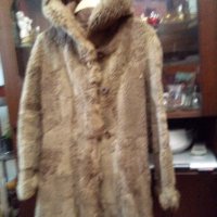 Дамско палто кожено с качулка , снимка 1 - Палта, манта - 43778584
