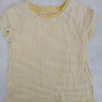 Тениска 104/110, снимка 1 - Детски тениски и потници - 32684245