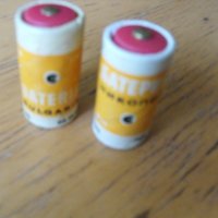 2 бр. батерии от 80-те год. на ХХ век.НИКОПОЛ, България., снимка 1 - Колекции - 40232759