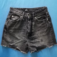 Дамски дънкови панталони Zara , снимка 1 - Къси панталони и бермуди - 37023393